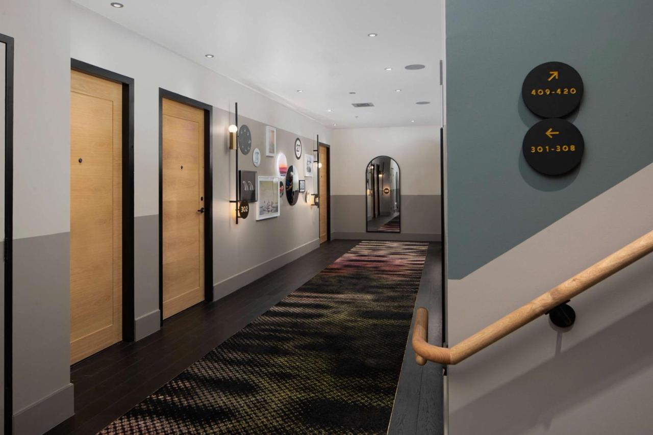Qt Newcastle Hotell Exteriör bild The hotel's interior